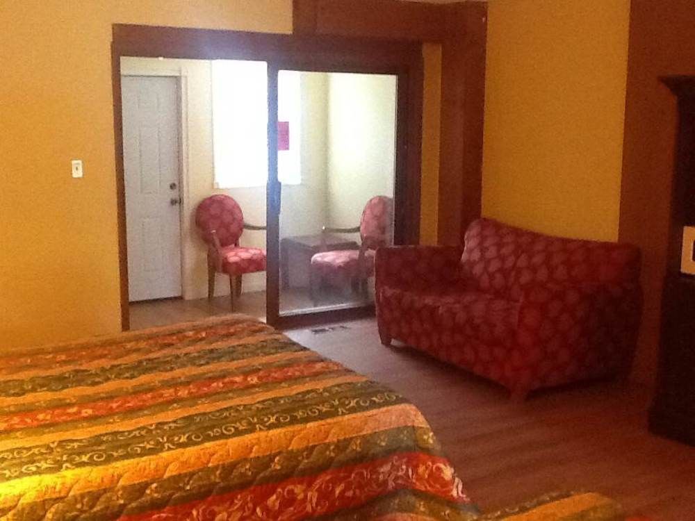 לייק ג'ורג' King Hendrick Motel And Suites מראה חיצוני תמונה
